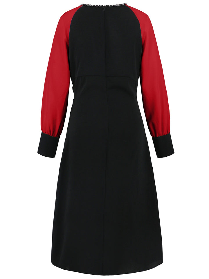 Ruched Contrast Long Sleeve Midi Dress