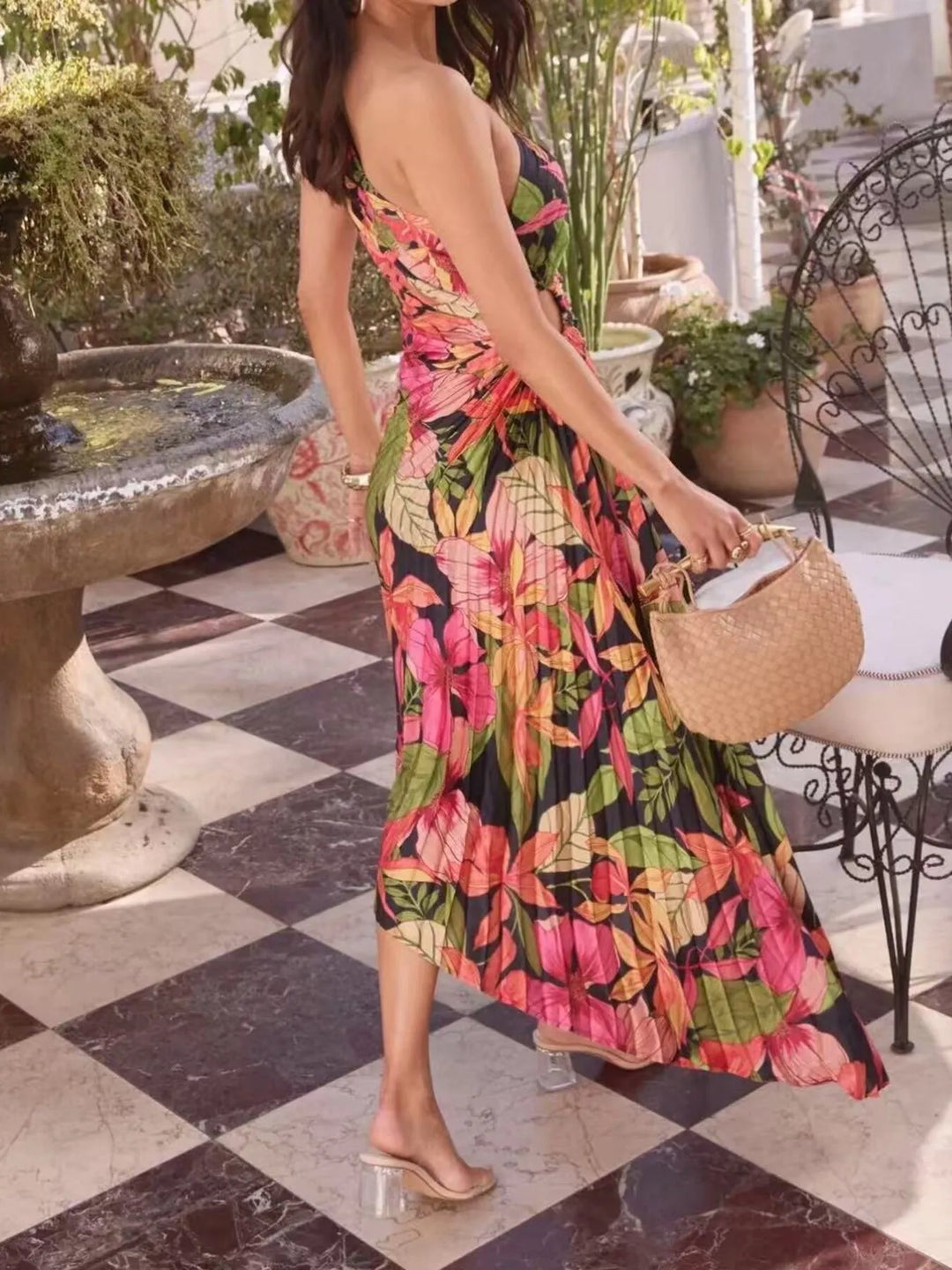 70e5ee6abba744bbb8d596cc35e11d8b-Max-Origin